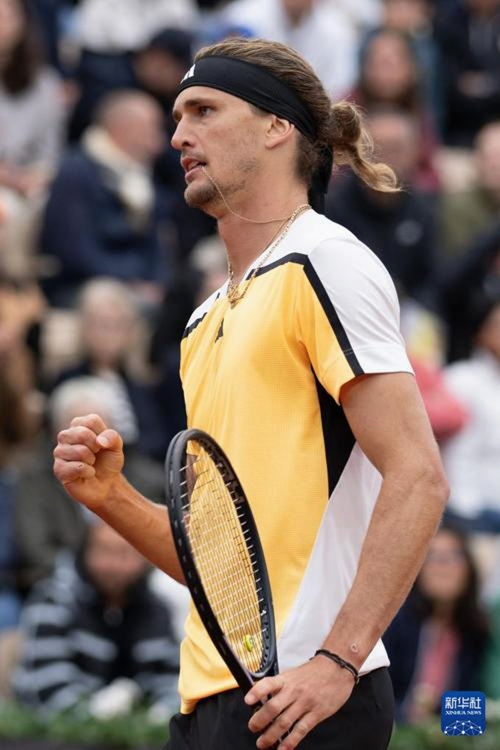 包含美国网球队鏖战西班牙网球队,兹维列夫统治全场的词条 包含美国网球队鏖战西班牙网球队,兹维列夫统治全场的词条