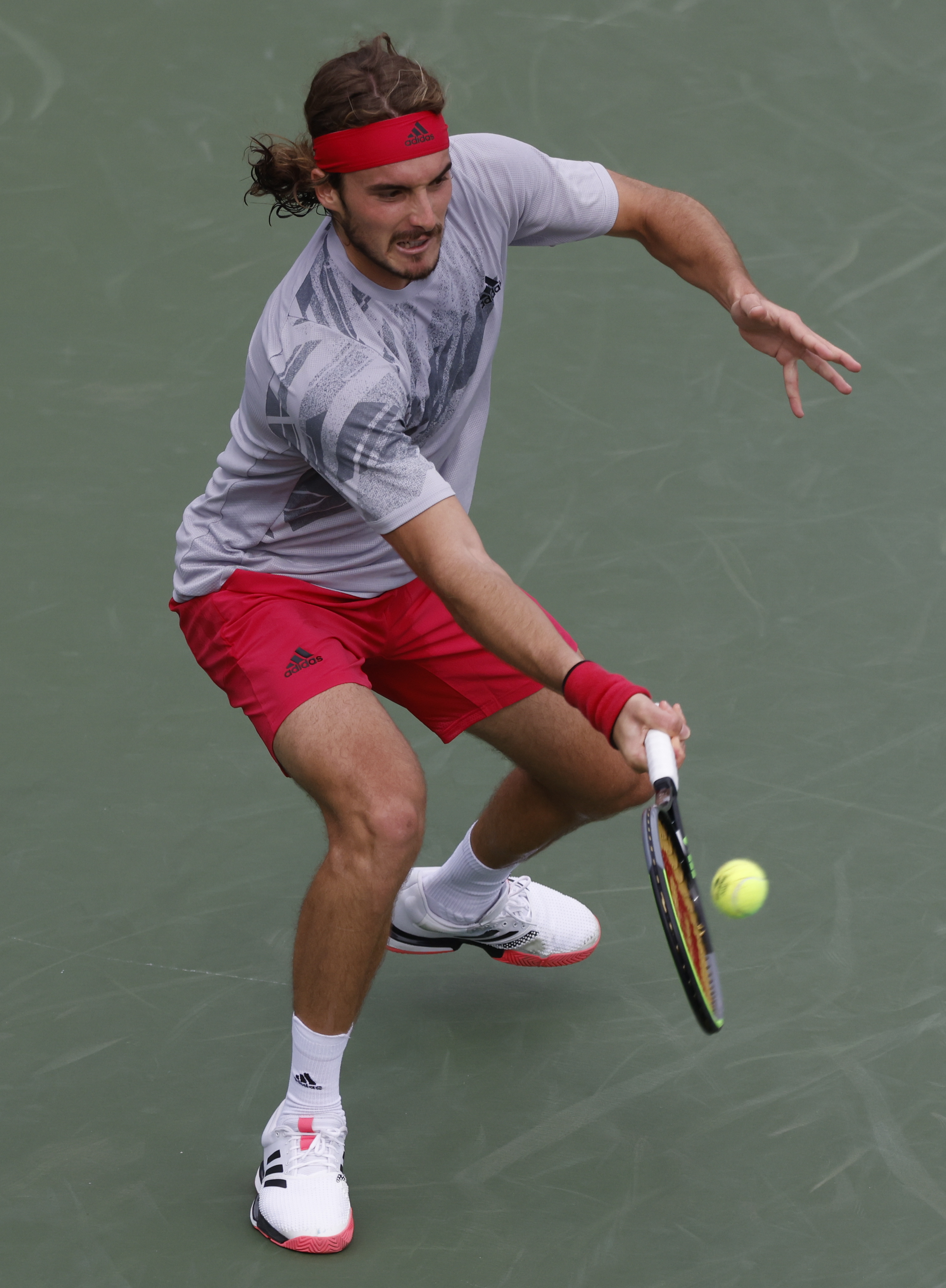 德国网球队血洗欧洲网球队，西西帕斯制霸全场的简单介绍