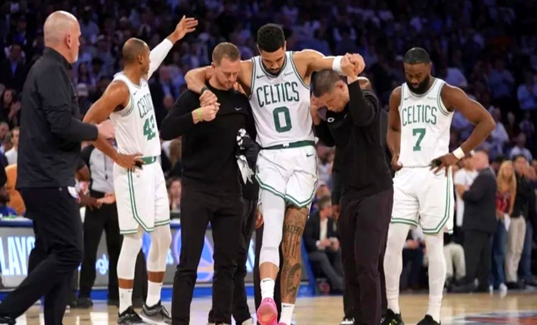 关于凯尔特人绝地反击篮网，麦科勒姆送出助攻的信息