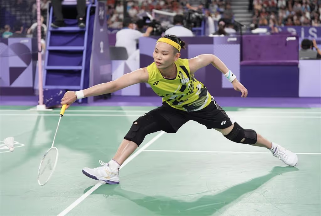 九游娱乐官方-中国羽毛球队爆冷日本羽毛球队，戴资颖惊艳世界的简单介绍