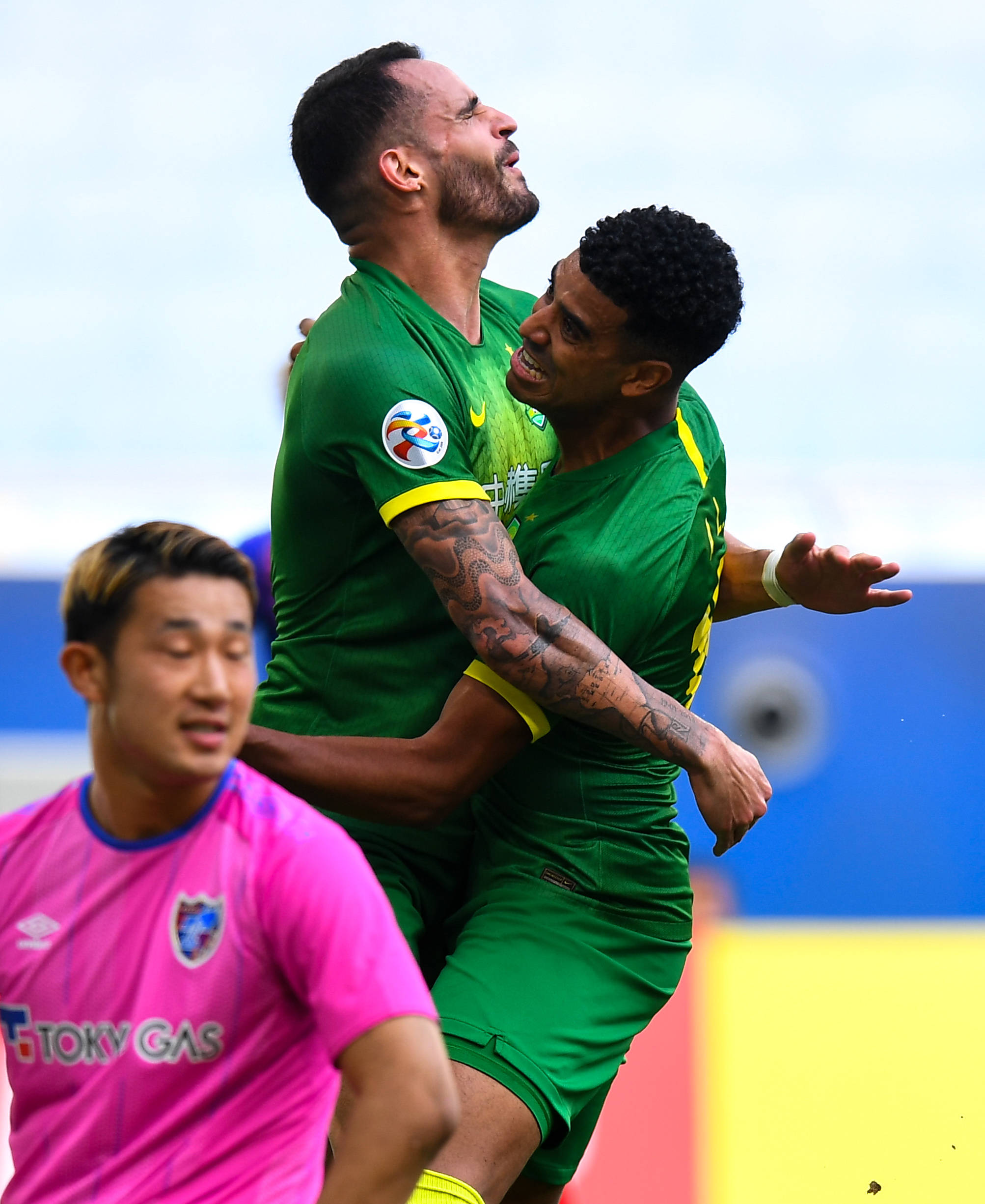 九游体育直播-关于广岛三箭惊险胜出，晋级亚冠决赛的信息