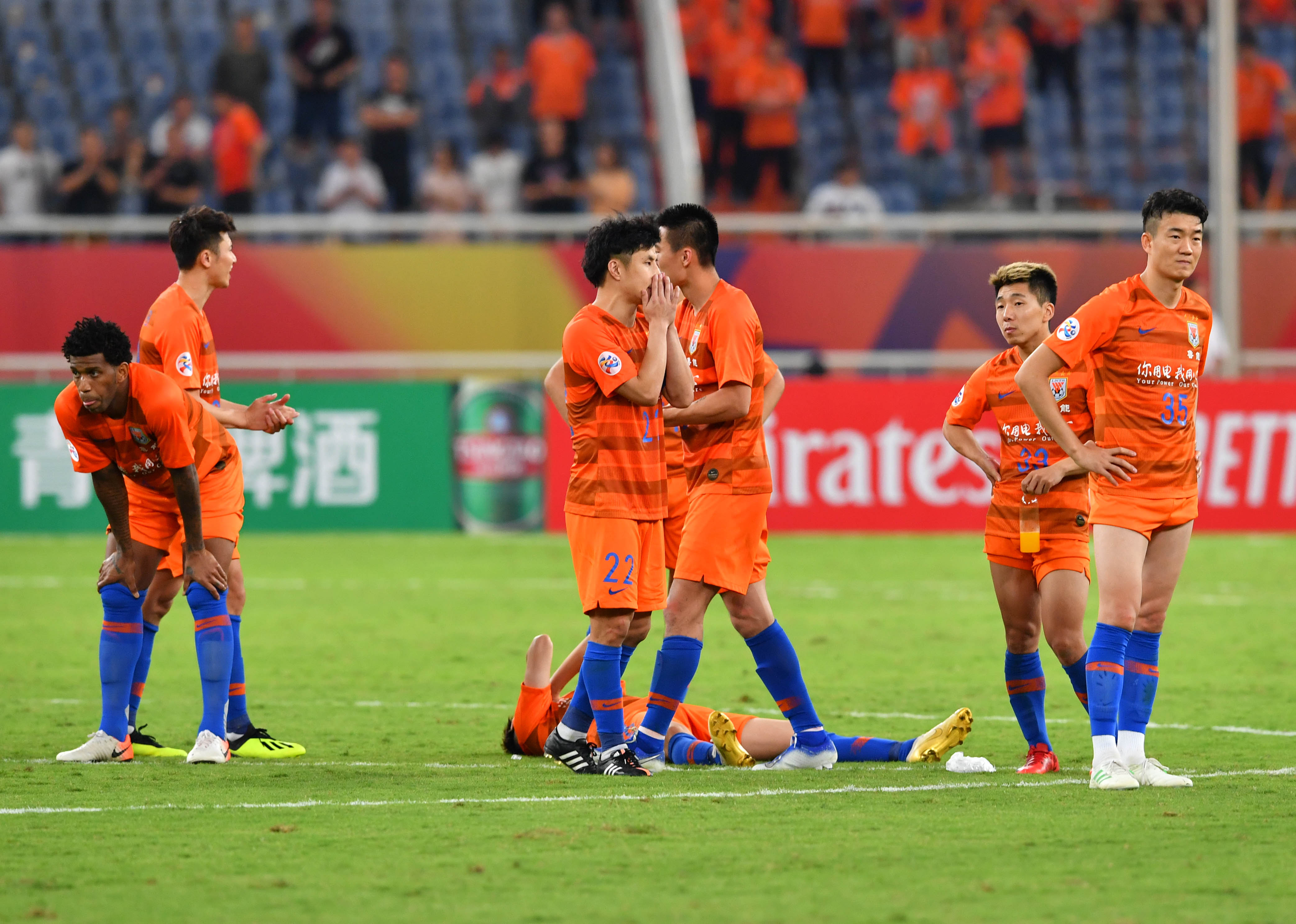 关于广岛三箭惊险胜出,晋级亚冠决赛的信息 关于广岛三箭惊险胜出,晋级亚冠决赛的信息