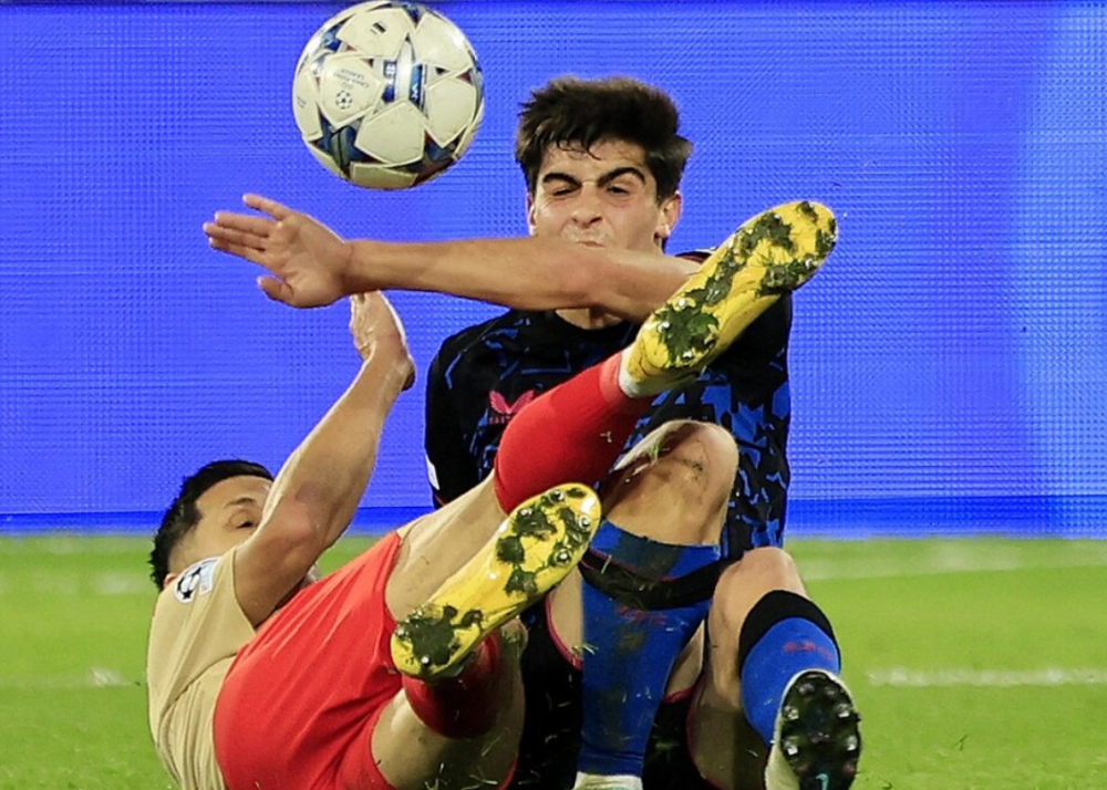 塞维利亚球队上演绝杀，豪取三分的简单介绍