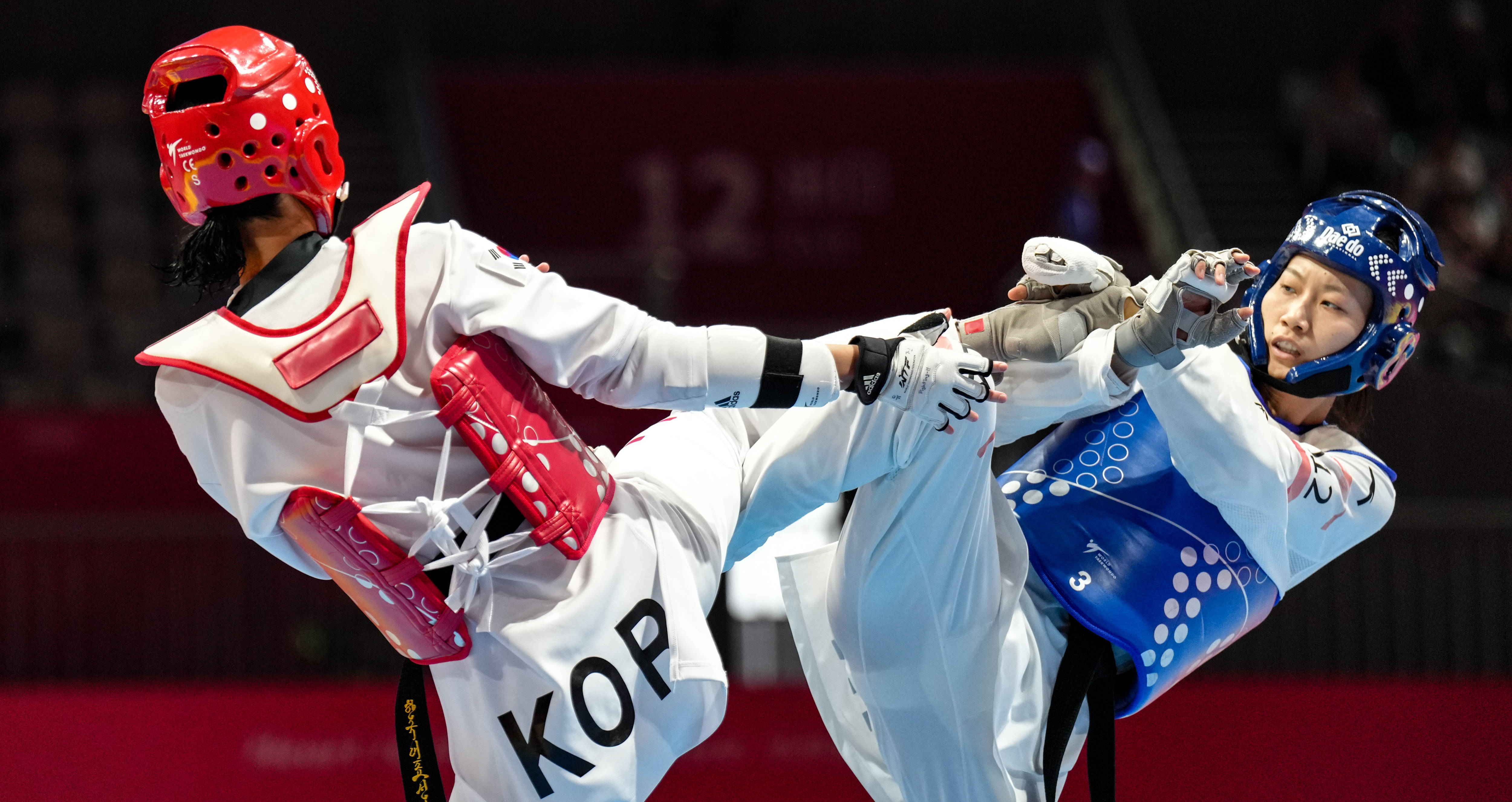 关于跆拳道比赛精彩绝伦,韩国选手斩获金牌的信息 关于跆拳道比赛精彩绝伦,韩国选手斩获金牌的信息