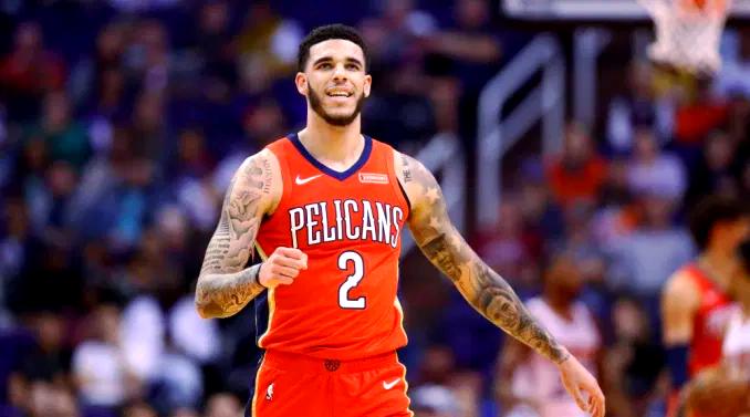 超级巨星与新秀球员在场上精彩对抗 超级巨星与新秀球员在场上精彩对抗