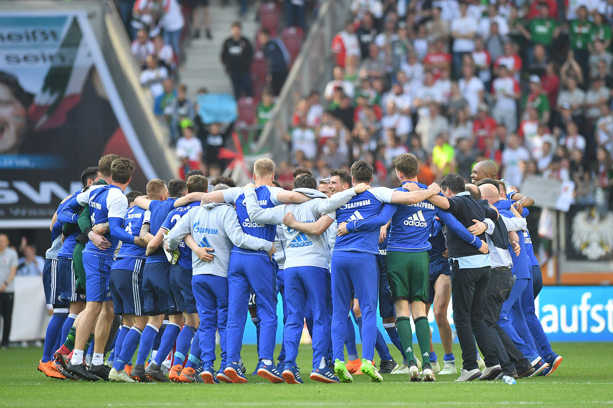 九游娱乐首页-欧洲球队的较量，场上战术纷呈，谁能笑到最后？的简单介绍