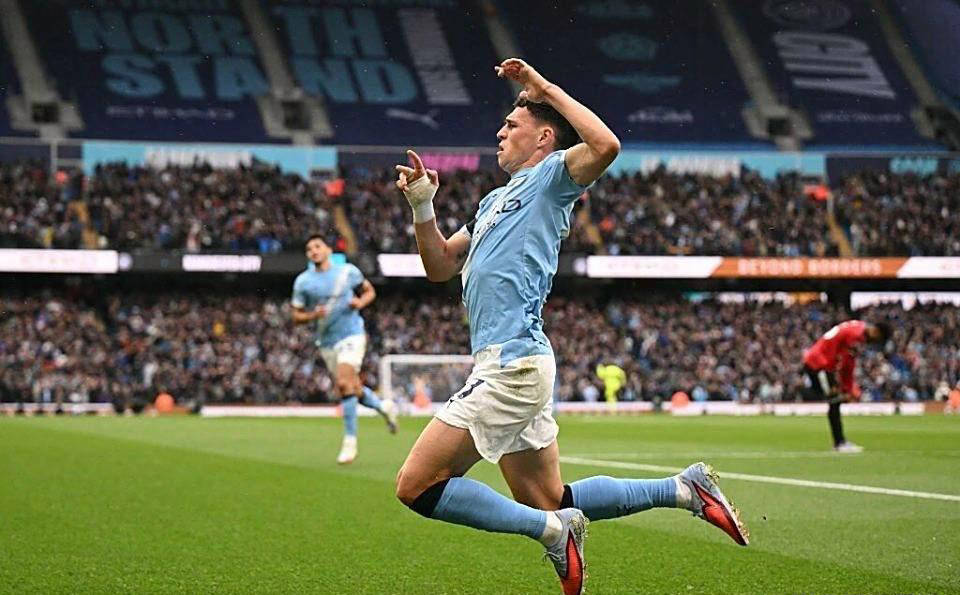 九游游戏-曼城队员发挥优异,扩大领先优势令其他队望尘莫及的简单介绍