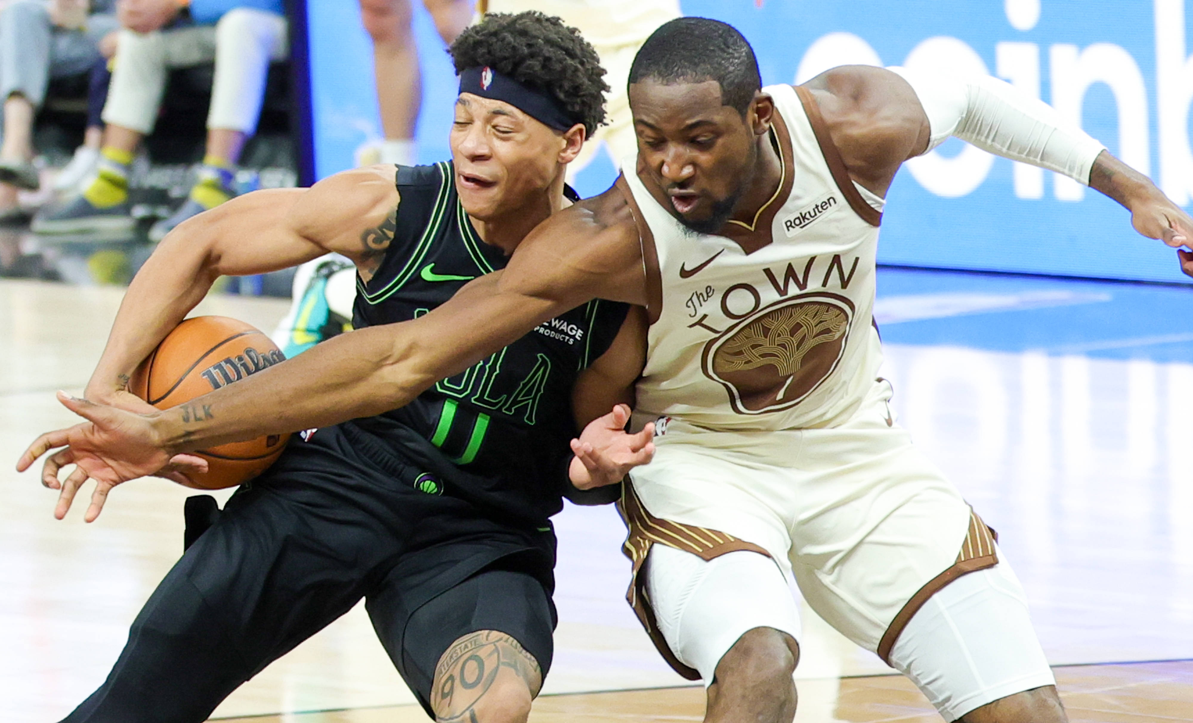 九游娱乐入口-关于76人鏖战鹈鹕，库里点燃赛场的信息