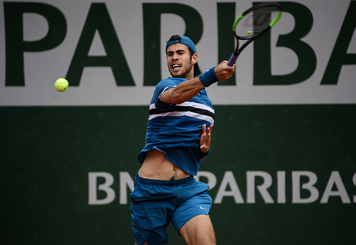 包含戴维斯杯横扫拉沃尔杯，梅德韦杰夫刷新纪录的词条