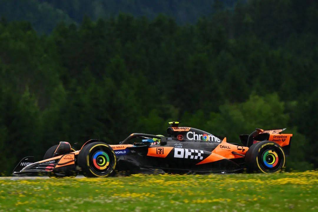 关于迈凯伦险胜梅赛德斯，皮亚斯特里高光表现的信息